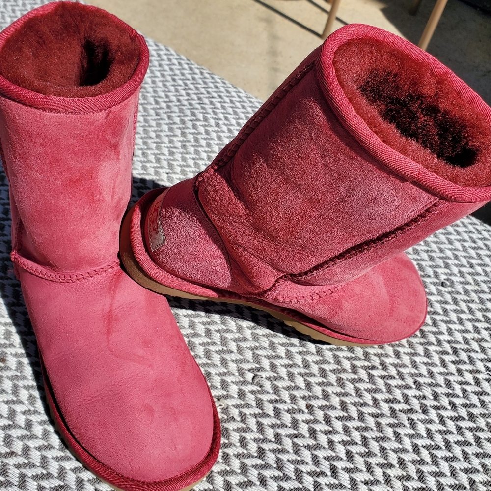 UGG classic short Ankle Booties size 6 color pink